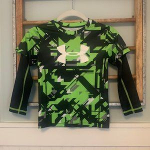 Under Armour boys long sleeve performance shirt size 5 green and black